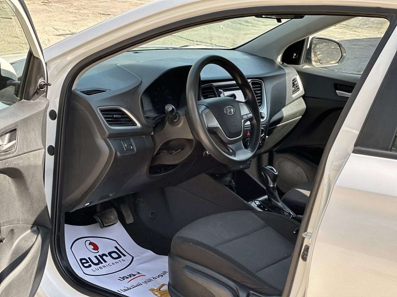 اكسنت ٢٠٢٠ امريكي
محرك ١٦٠٠ دوش 
السياره كلين بيه بارد مال حادث امريكا
مواصفاته عادية 
رقم اربيل تريد وكالة تريد تحويل 
السعر ١١٢$
مكان سيارة بغداد / العامرية 
***********
