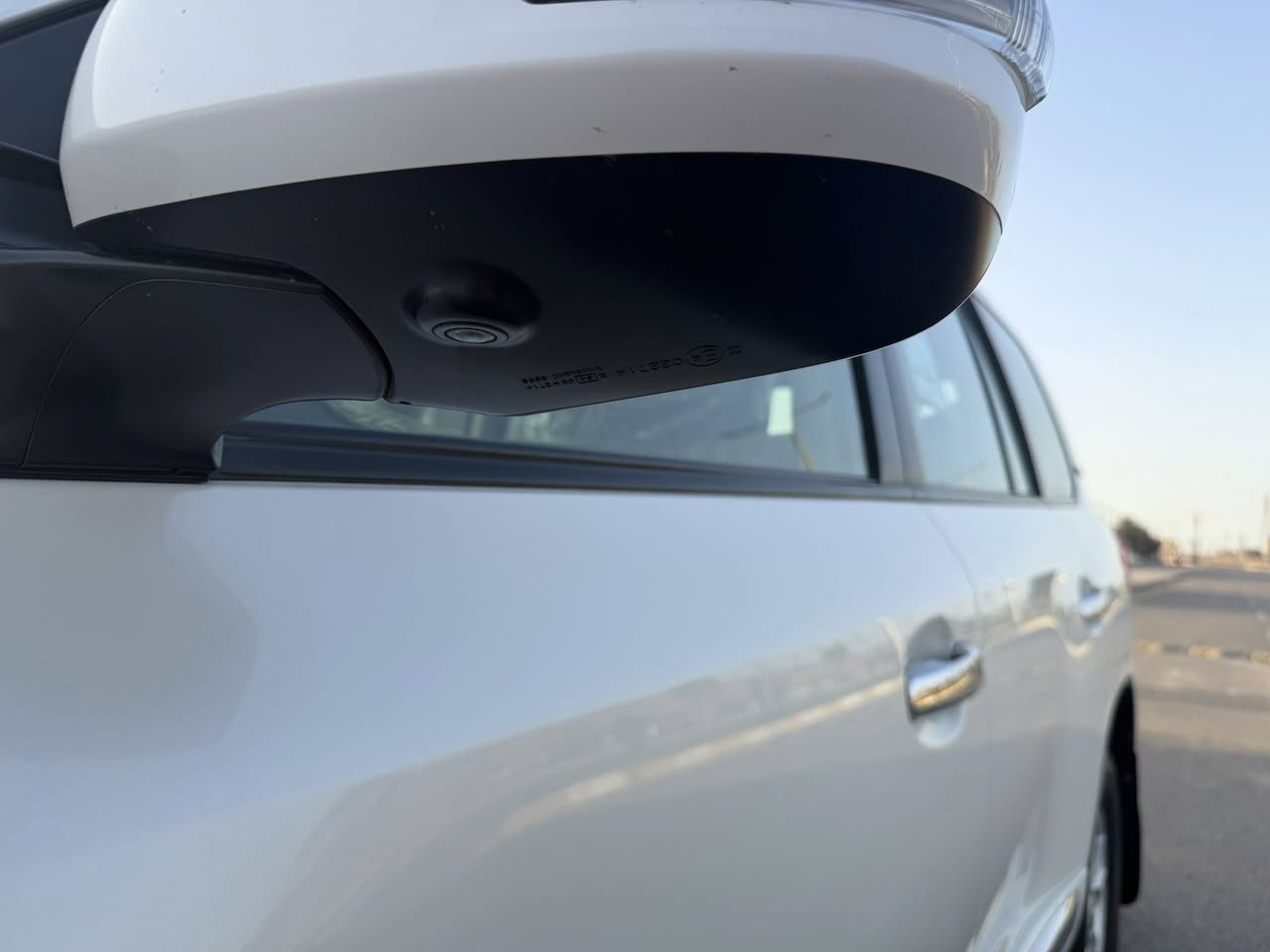 السلام عليكم عشاق لاندكروز  2015 بريم اصل كفاله عامه من كلشي مشي حقيقي ١٢٠ محرك V8 5700
السعر ٤٦٠ $ بيه مجال شي بسيط 
  ***********
