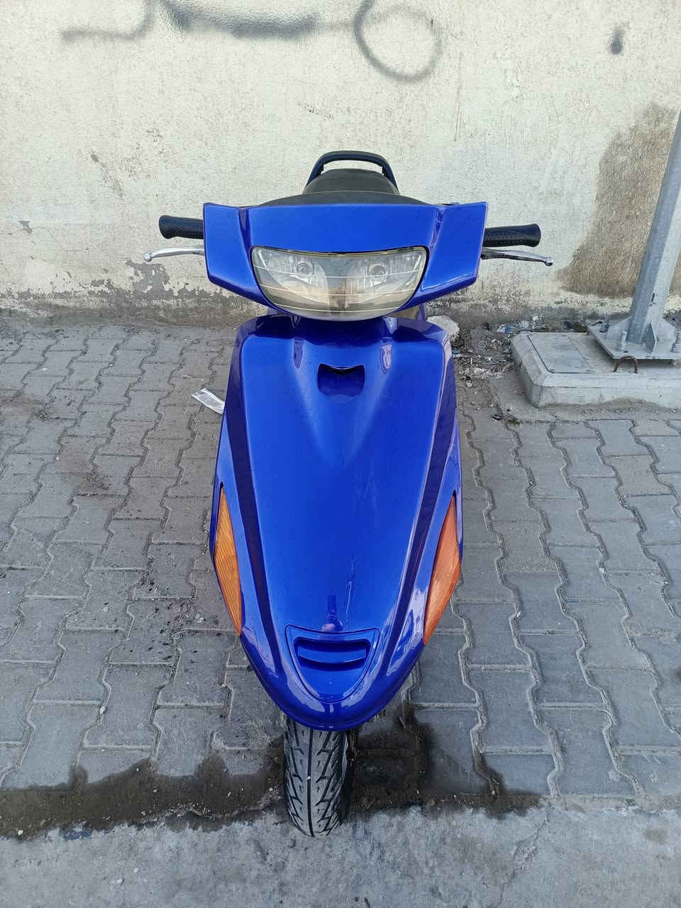 فراشه نثيه للبيع مكينه مفتوحه كلها شغال نضافه100% مكاني نجف حي الغري السعر خاص ***********
