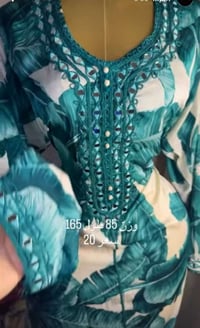 إشارة • ملابس