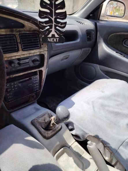 سلام عليكم
سياره بروتون موديل 2002 شغاله مابيها شي 
للبيع رايدها ب13 ورقه ابيعها تفصيخ او تسقيط 
بدون رقم بس (حديده) يعني  مكانها بغداد الغزاليه.  للاتصال ***********
