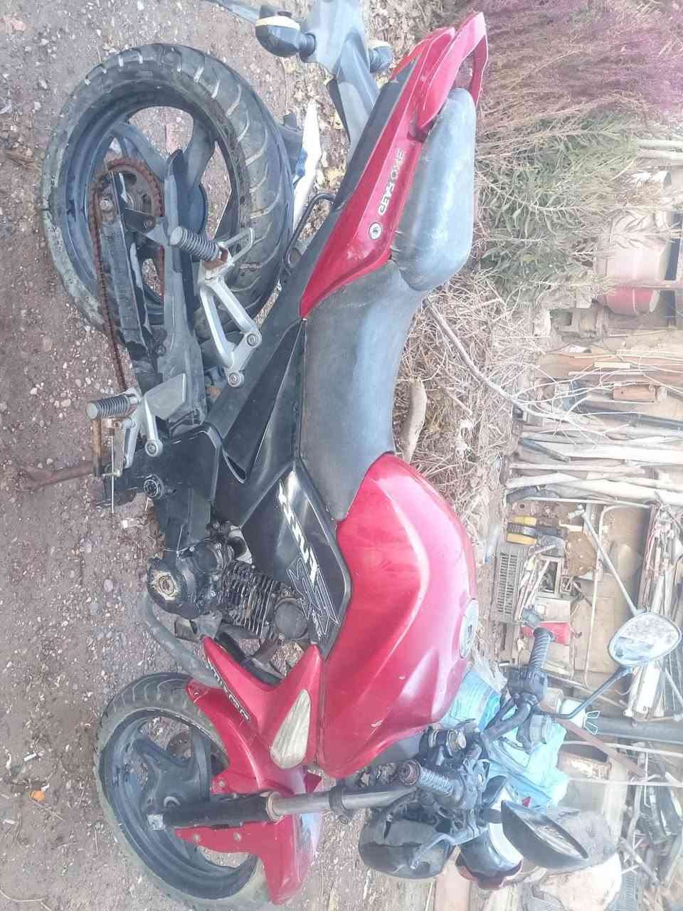 يوجد ماطور للبيع للتواصل على رقم 0780 763 6292
