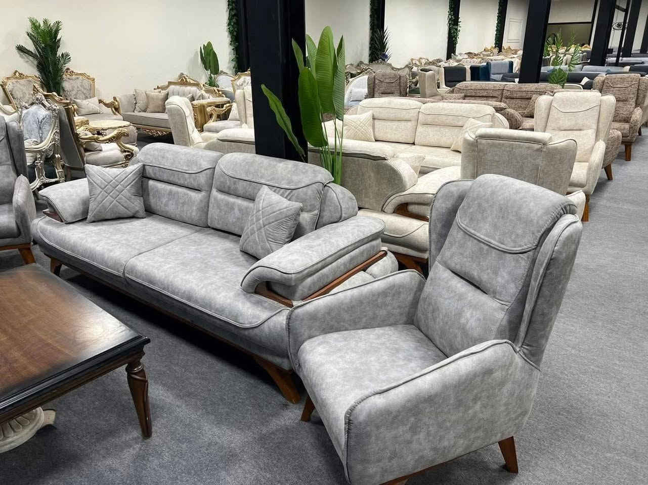 عرض خاص فتره محدوده 🪬
افحص التخم قبل الاستلام  التخم 10 مقاعد   
اذا وجدت اختلاف في ماذكرنا من المواد يرجع 👉
الضمان حقيقي قماش متوفر بجميع الخامات الكتان والقديفة والوتر بروف 👈 تفحض التخم اذا طلع خلاف ماذكرنه يرجع الضمان حقيقي 
ايكون وصل حقيقي 3 سنوات ٠٠٠
واياك وان تغرك الاسعار اسأل عن الجودة واتأكد من مضمون العمل  في الفحص 
تخم كوين 10 مقاعدب550
 العنوان ذي قار _شطره  
شغل مضبوط والحمدلله 😌
 اسفنج مميز درجه اولى  10 سم 
  خشب مقعد بلوك اسود 18 ملم
هيكل جام روسي 👆 اول ✅ ✅
شغل عراقي موديل تركي مضبوط اسعارنه اسعار جمله  
تخم 10 مقاعد يعني 5 قطع 
كراسي 2 وقنفتين ثلاثيه وقنفه ثنائيه مع 6 كوشات هدية 
 
تفحض التخم اذا طلع خلاف ماذكرنه يرجع 😘
لاتبحث عن الارخص ولكن ابحث عن الجودة ..... 
شعارنا نعمل بجد من اجل راحتكم ..متميزون بصناعة اجود الاثاث


**إذا كنت صاحب هذا الإعلان وتريد حذفه لأي سبب، رجاءا أرسل رسالة إلى الدعم الفني**