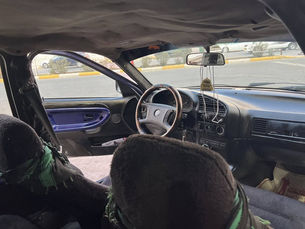 ئەدمین ❤️ bmw e36 320 مۆدێل ١٩٩٠ وارد یابانی  مەکینە ٢٠ شەش بستۆن گێڕ عادی بەشەرتی گێڕو مەکینە و وەرگەڕاو دەعمی قورسی نییە هەموو گیانی بەشەرت وایەرمەنی بەشەرت سەنەوییە بەشەرتی ئەوەلیات  هەتا بڵێی جوان و ڕێکو پێکە بەس فرۆشتن گۆڕینەوە ناکەم 
شوێن سلێمانی  
سعری ١٨ گەڵاو مەعمەلە


**إذا كنت صاحب هذا الإعلان وتريد حذفه لأي سبب، رجاءا أرسل رسالة إلى الدعم الفني**