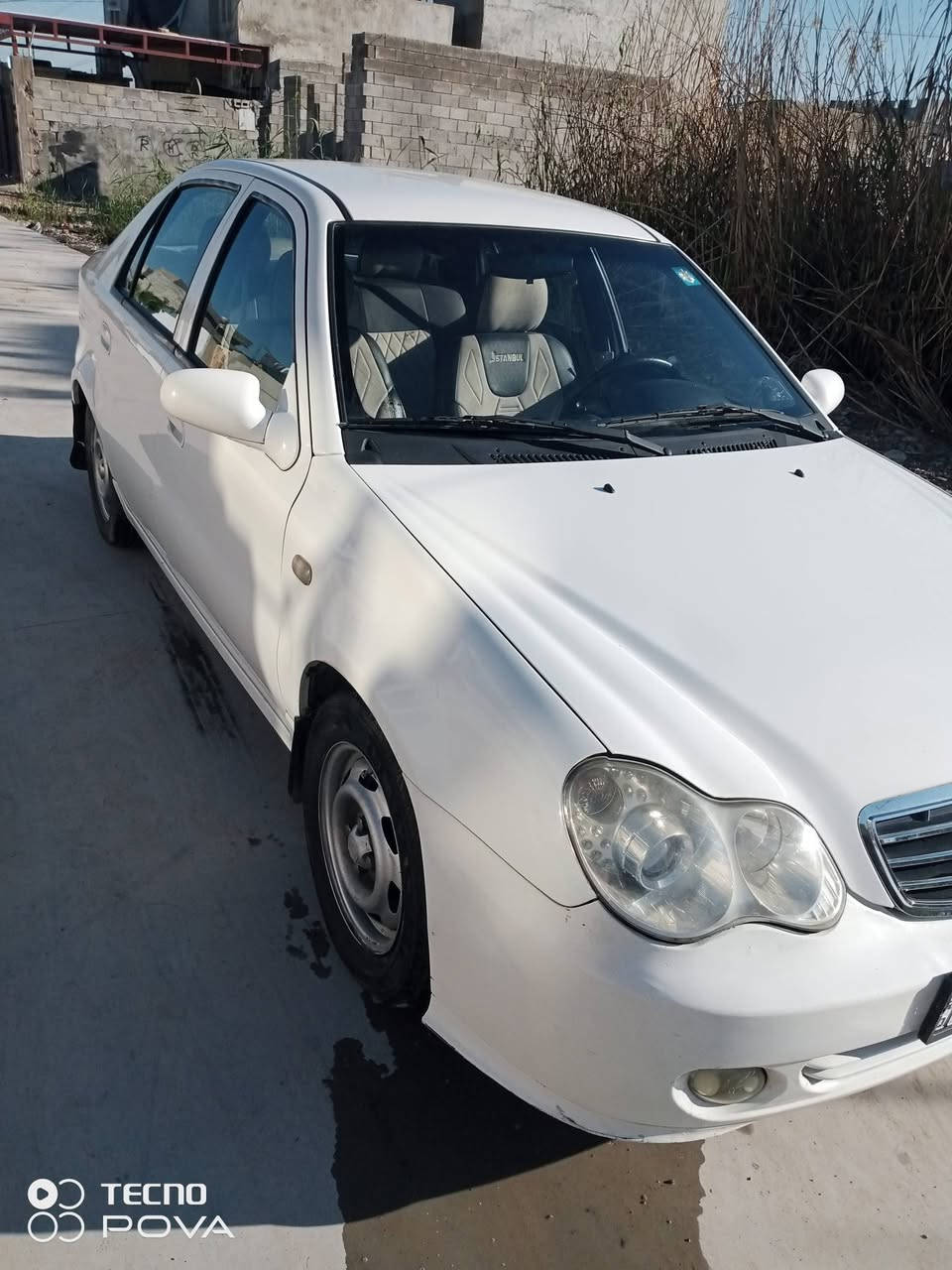 السلام عليكم بيع جيلي CKكير عادي 
محرك وكير شرط بدون صبغ بدون حادث رقم انكليزي كابون بانزين موديل ٢٠١٣ كصة جديدة محرك اصلي حجم ١٦ شرط التحويل سنوية ٢٠٢٩ مكاني موصل السعر ٦٤$
***********
