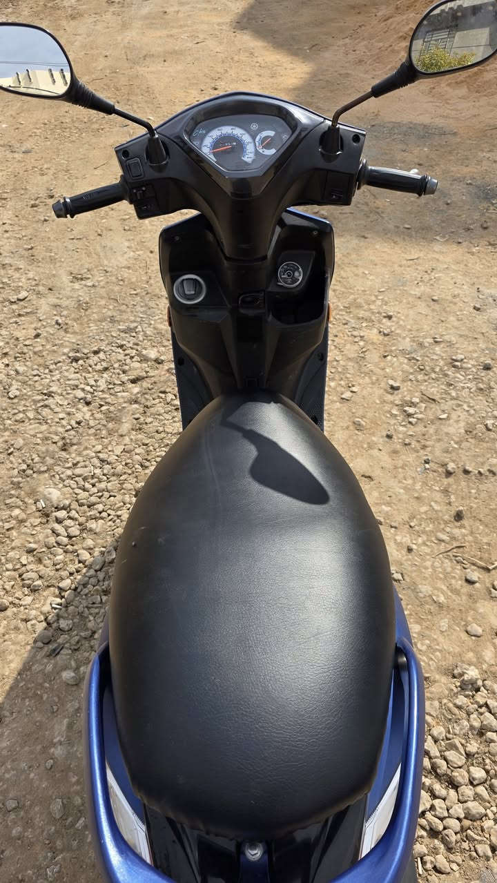 #اكزز_z_حديث_موديل_2018
صناعه الدراجه اليابان 🇯🇵
خطين نوزل 
نضام ايكو اقتصادي بصرف البانزين ⛽ 
استان صفح كهربائي 
#يدات_تدفأه🔥🔥
الدراجه مكفوله كفاله عامه 
كلشي ما بدل بيه 
كڤرات ابلادي 
تايرات ما ابدله مالته اصليه 
نضافه الدراجه 90%
#السعر_13_ورقه_وبيه_مجال_للطيبين
مكاني بابل حله الامام بكر  
اخوتي الغوالي 
(***********)واساب 📞 🔔
