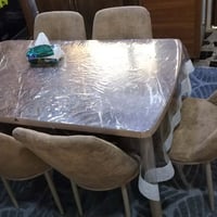 ميز طعام وكراسي • مستعمل نضيف • حي عدن