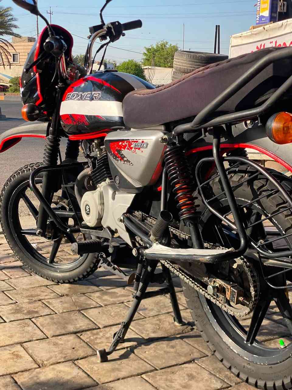 يالله للبيع بوكسر 23 كفاله عامه
تفيلس فقط يحتاج عقد مروري مباشر 
صينيه موجوده سنويه نكليزي 
مكاني شعب حي اور 
***********
