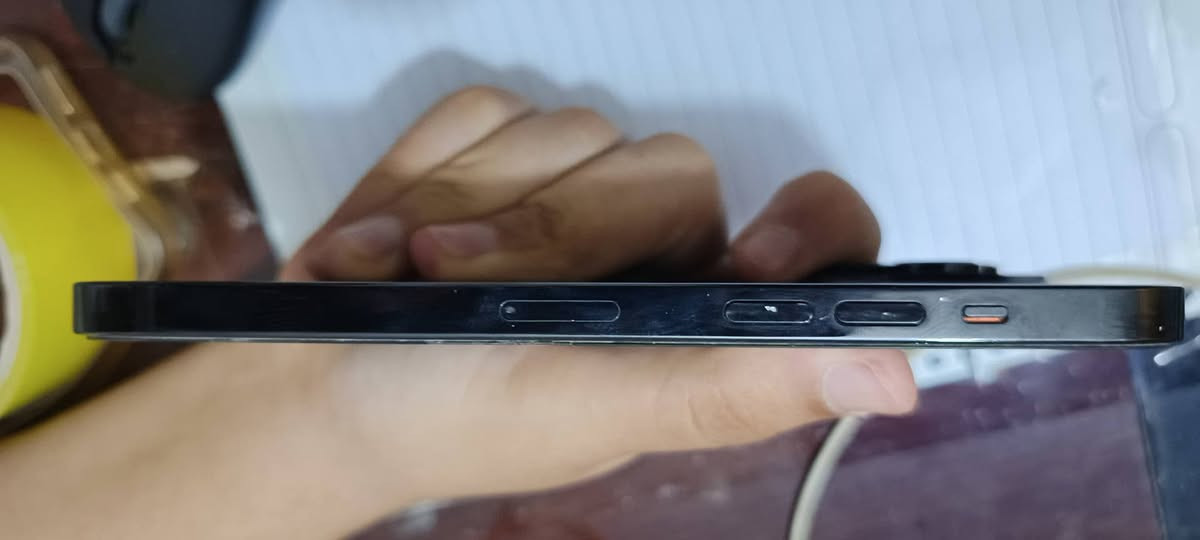 ايفون 14 برو ماكس  شرق اوسط ذاكره 256 لون اسود كامل ملحقات بطاريه 77 الجهاز مامفتوح 
السعر 850 الف


**إذا كنت صاحب هذا الإعلان وتريد حذفه لأي سبب، رجاءا أرسل رسالة إلى الدعم الفني**