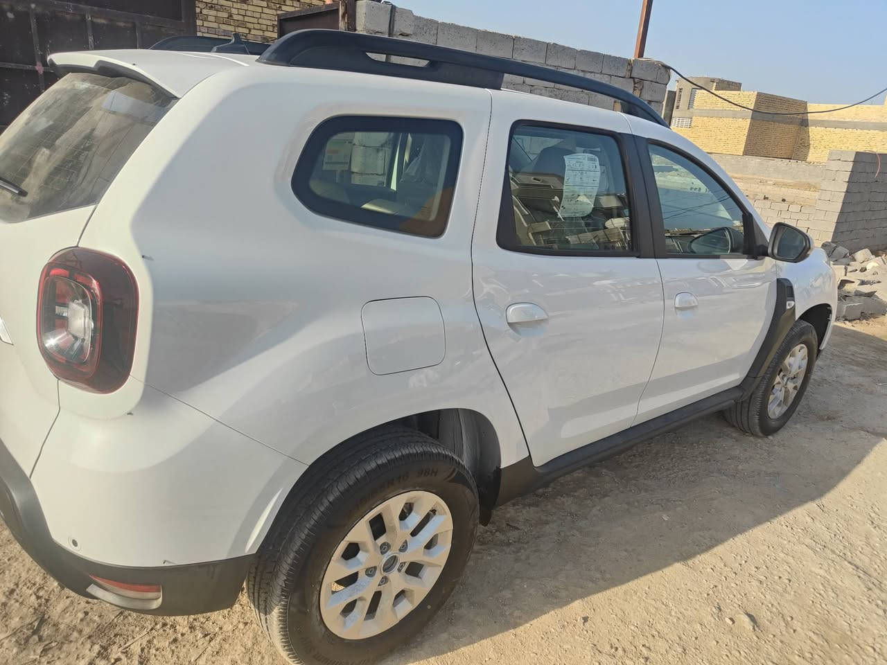 رينو داستر للبيع موديل 25 استلام شركة بعدهي زيرو ما ماشيه السيارة للاستفسار الاتصال  ***********
