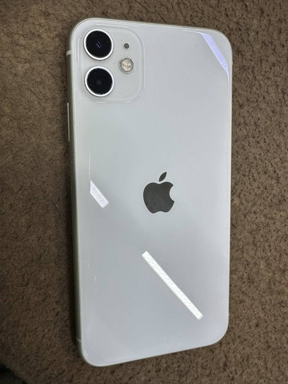 ايفون 11 عادي
ذاكرة 128
بطارية 76
فيس ايدي شغال
نظيف جدا لون ابيض
شاشة شغالة بس يرادلة تبديل
السعر 190
مكاني البياع شارع 20
***********

