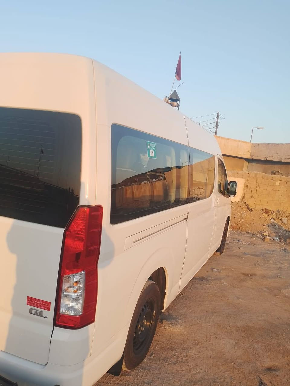 مكلف بلنشر هايس موديل 25فول مواصفات اوتماتيك السياره جاهزه من كلشي دوشمه تحوير كشنات دروعه ماشيه ٢٠ الف بعدها ضمان ساز رقم أربيل مكان السياره بصره السعر خاص ***********
