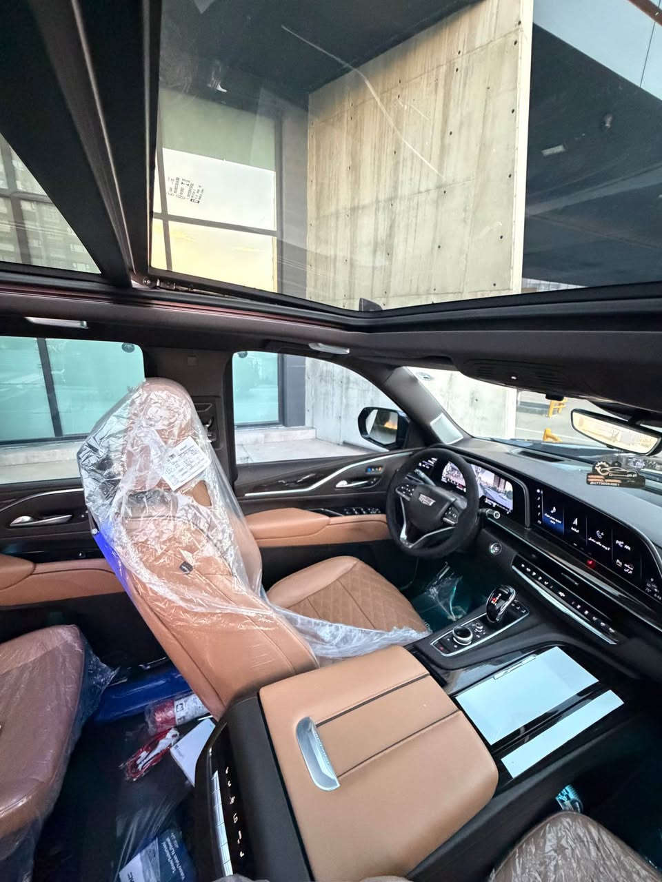 كاديلاك اسكاليد ( 2022 )  خليحي وكاله 

منصور Vip __(ماشيه سياره 22,000 الف)

اسود بلاك ادشن بلادي فول فول مواصفات 
ماشييه 22  الف سياره بدون صبوغ بدون بارد بدون رمل
خليجي وكالة المنصور وبعدهه بالضمان  
مكفولة كفالة عامة 
گير محرك بشرت مامفتوح 
المواصفات 
36 سماعة
تشغيل عن بعد  
٣شاشه
‏‎5 كاميرات
‏‎5 بصمات
فور ويل
كشن رجاج 
دوسات كهرباء 
داتا شو 
بانوراما 
داخل جوزي 
لايت زنون عالي ناصي ٥ عدسات
‏‎4 شاشات بالدشبول والسقف والكشنات
تحكم بريك 
جنطه ذكيه جلاق
رادار تحديد مسار
رادار خلفي
رادار امامي 
رادار جانبي 
كشن تدفئة وتبريد سايق وراكب
كشنات امامية تدليك
كشنات خلفية تدفئة
مري شفط 
اشارة بداخل المراية
كشنات جلد 
كشنات خلفية منفصل VIP
علامة كاديلاك ضوئية بالدعامية الخلفية
الكشنات كهرباء 
ذاكرة ميموري ستيرن وكشن
قاصه 
ويل ٢٢ بلادي 
بااختصار السيارة فول للاخير 

مكان سيارة سليمانيه 
سعر (745$)ورقه
رقم صاحب سيارة 
*********** السليمانية, العراق

