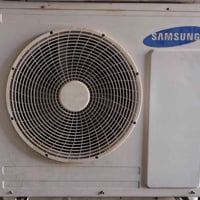 سبلت للبيع عامودي ٢طن وسدس نضيف جدا السعر 450 07725414946