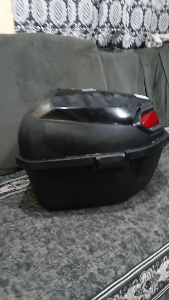 السلام عليكم جنطه مال ماطور حجم الجبير اخو الجديده بيها اسورجين السعر اب 25وبيها مجال شراي تعال خاص رقم الهاتف ***********
