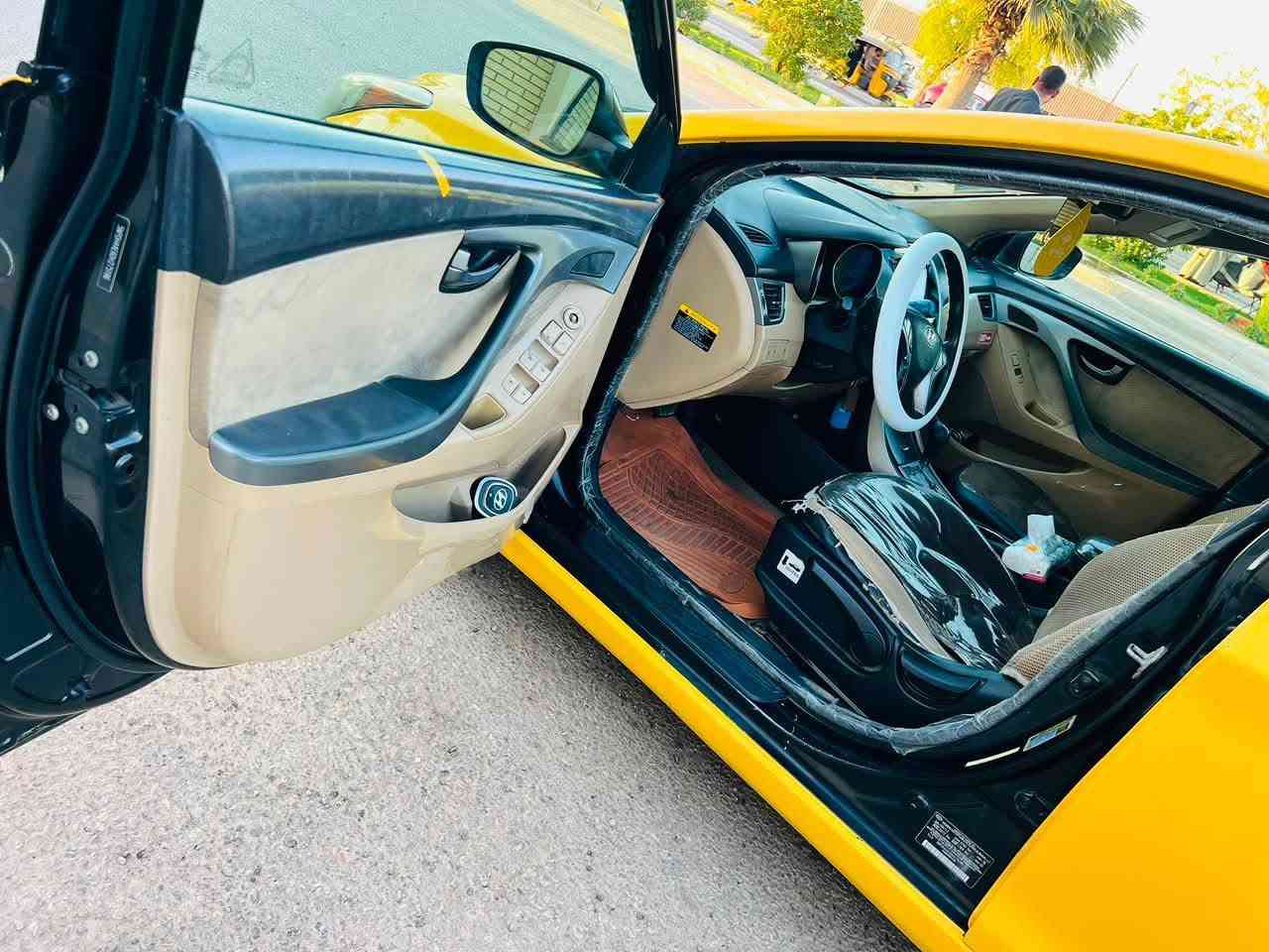 السعر 93 الاستفسار ***********
هونداي النترا موديل  2013 وارد امريكي حادثه بنيد تبديل بدون دواخل ولباقي كفاله عامه كله ليبل واحد  تحكم ستيرن شاشه كامره دواره لايت زنون مكينه 1800 وكير مكفولات حداديه جديده تخم تاير رقم بغداد بسمي مصفره هيئيه وغرمات 
السياره مال جناي وكبل للشارع 
مكلف بلنشر
