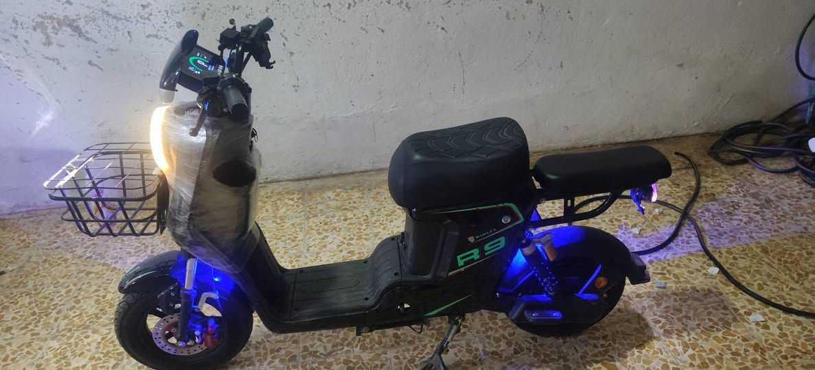 R9 مستخدم 3 اشهر شرط عل فحص كامل غراضو المرايات وغيرها ماطور حيل نضيف السعر400 وبي مجال
الرقم ***********
