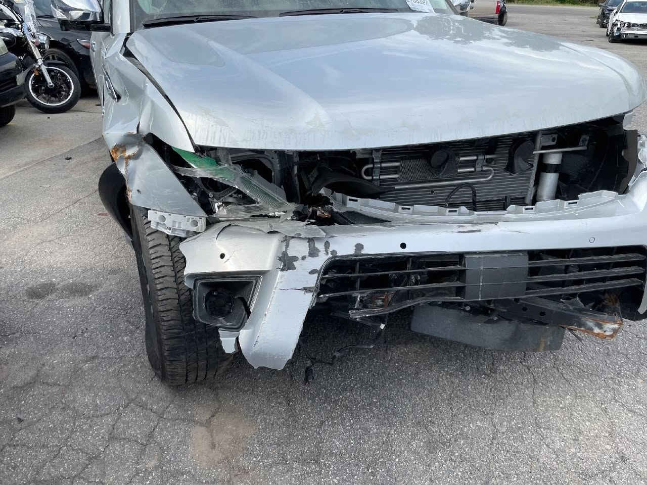 السلام عليكم
نيسان ارماده  2020,
محدث باترول 22
فول مواصفات 
6 بصمات ، كشنات جلد ، تنته ، كامرات امامية خلفية ، كامرات مرايات ، وارد امريكـي 
- الضرر واضح بالصور 
- ⁠الرقم دهوك 
- ⁠سيارة جاهزة من كـلشي 
- ⁠فول مواصفات 
- ⁠رقم صاحـب السيارة 
***********
العنوان : البصرة 
السعر : 33 وبها مجال
