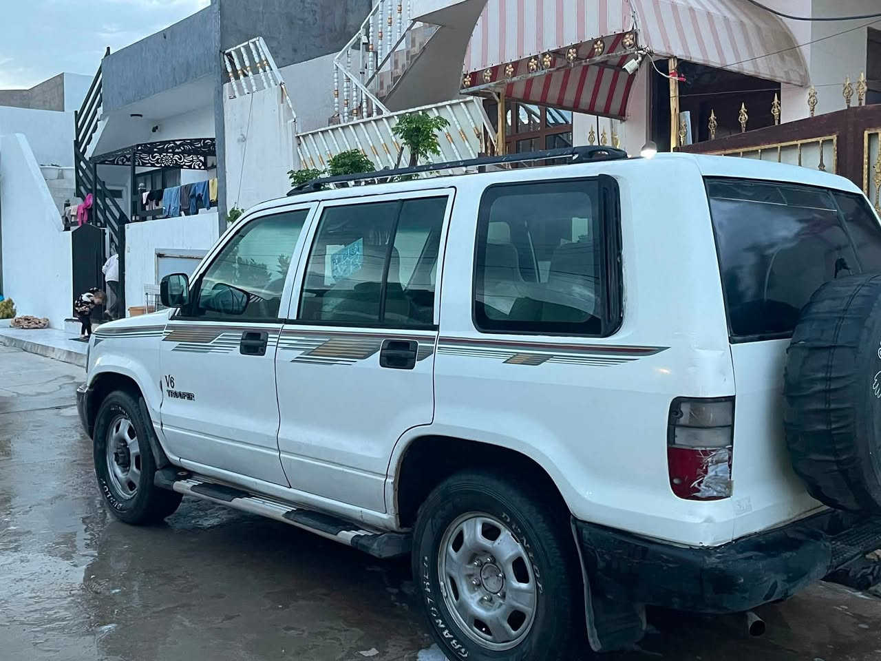 Isuzu trwpar 2001
ئاسوزو ٢٠٠١
   45$
گێڕ عادى گێڕ مه كينه وئه كسلى به شەرت ( دەبڵەكەى ئيش ناكا )
بىّ دەعم ولێدراوى بێ بوّياخ
قوفل مه ركه زى
ئارمى پلاستيكى سليّماني
كاره باى هه مووى به شەرت هه موكيانى ئيش ئه كات
گۆڕینەوە ئەکەم لەسەر دڵگرتن 
***********
