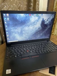 لابتوب  (Lenovo) ) Think Pad مثل ماموضح في الصور  لابتوب نضيف كلش بيها...