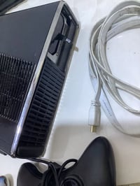 اكس بوكس 360 • كامل ملحقات • 25 لعبه