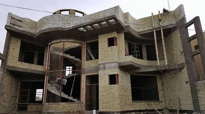 #نصمم🖥️💻.
 #نخطط📏📐✏️.
 #ننفذ🔨🛠️🪒🪒💻👷 
ببركة محمد وأل محمد
🌹🌹🌹🌹🌹🌹🌹🌹
تحيه طيبة  لكم متابعي مكتب 
#المربع الذهبي للمقاولات العامة بالنقد والتقسيط 
جانب من أعمال #مكتب المربع الذهبي للمقاولات العامة بالنقد والتقسيط وحسب رغبة الزبون
المراحل التي بدئنا بها بهذا الموقع كانت في #سنة ٢٠٢٣
واليوم نحن في #سنة ٢٠٢٦
استطاع الكادر التنفيذي بتحقق كل ما يتمناه الزبون من تصاميم خارجيه وداخليه بطابع بسيط رغم وساعت المبنى 
كل الشكر والتقدير لمن وضع بصمة في هذا الصرح الشامخ 
مع تحيات اخوكم 
#عدنان الزبيدي 
#مدير إدارة مكتب المربع الذهبي للمقاولات العامة بالنقد 
عزيزي الزبون ماعليك غير بس الأرض 
وعليه التصميم والتنفيذ 
للاستفسار الاتصال على الرقم التالي ***********
او التواصل على برامج التواصل الاجتماعي #فيسبوك.#تيكتوك.#مسنجر.#واتساب.#انستكرام.#تتيلگرام
#كربلاءالمقدسة
