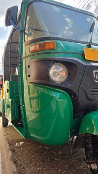شباب تكتك البيع موديل 23 رقم وسنويه نكليزي بغداد رقم هاذ 07732699708 م...