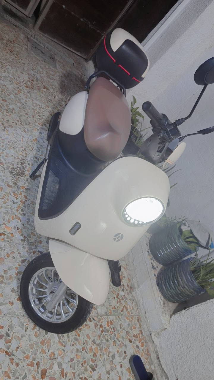 للبيع للبيع بسعر 500 دراجة شحن 5 بطاريات سرعه 60 ثلاث نمر 
بالشحنة تمشي 65 كيلو 
بغداد الشعب حي اور


**إذا كنت صاحب هذا الإعلان وتريد حذفه لأي سبب، رجاءا أرسل رسالة إلى الدعم الفني**