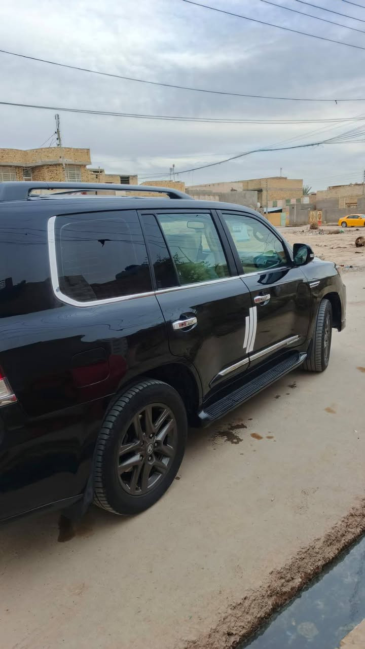 السلام عليكم لكزس موديل 2010 سياره جديده بمعنى الكلمه
ماكينه 5700 ما يحتاج اعدد مواصفات اللكزس فول للاخير ماكينه جديده تخم تاير سياره بيها قطعتين صبغ سونار موجود اللي يحب يراسلني على الخاص وموجود سونارها بدون دواخل رقم اربيل تحويل باي وقت باسم كردي بيع ومراوس 
العنوان ذي قار 
السعر المطلوب 320 بيها مجال 
تلفون 0766369855
اخوان الله يرحم والدينكم اللي ما يعجبه السعر يعبر المنشور كل شيء موجود بالسوق السياره جديده حيل ما بيها اي نقص


**إذا كنت صاحب هذا الإعلان وتريد حذفه لأي سبب، رجاءا أرسل رسالة إلى الدعم الفني**