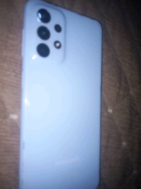 Samsung galaxy a23 
الذاكره ١٢٨GB
نضيف مداخل تصليح 