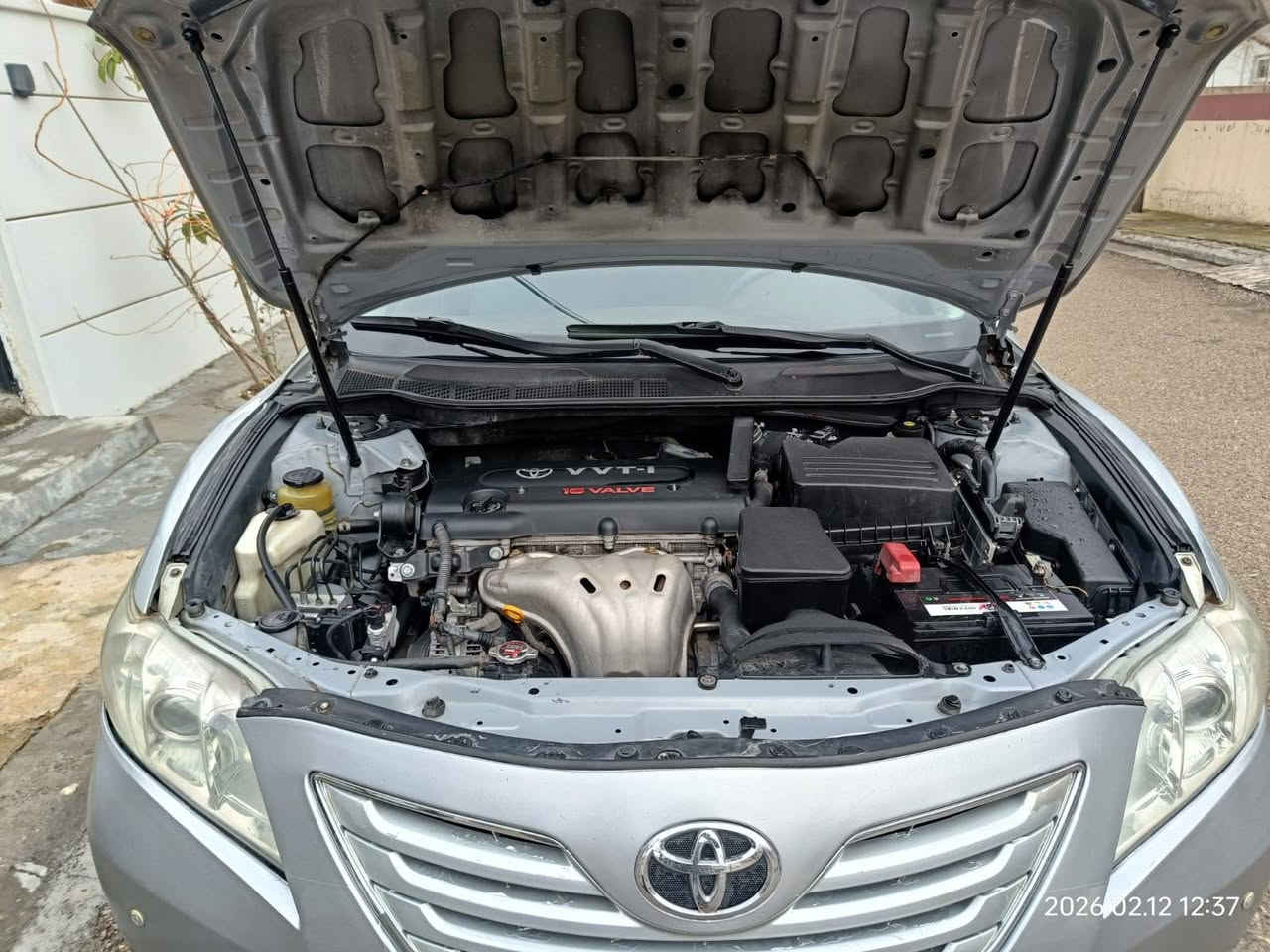 توێتا کامری ٢٠٠٨ خلیجیGLE سەیارەیەکی پاک دەرگا و چەمەلەقی بۆیاخە بێ ناو گرتن هەموو شتێک لە سۆنەرەکە ڕوونە بە شەرتی گێر و مەکینە سعری ١٠٥ و معامەلە.
0770 919 5881
0750 110 1397 السليمانية, العراق
