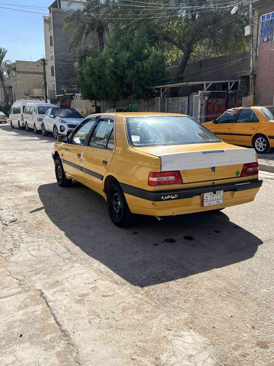 السلام عليكم بيجو اكد 2016 مكفوله من الضربه و التبديل و الصبغ و البارد تبريدها ما شاء الله ثلج صدر امامي خلفي جديد لا تبخير لا تنقيص السياره بيها كم رصعه على ايدي من الشركه والحد لان مدوشمه كاعيه جلد و كاعيات سفاري و دوشمه عامه السياره على وضع الشركه لا جطل ولا واير زنون عالي تشغل وتطلع لشارع ربع متذب عليها بيها فقط اخياسات جوه جاملغات خفيفات معروف ع ايراني 
مكاني بغداد حي اور 
سعرها 45 وبيها مجال 💵
رقمي *********** متوفر واتساب 
مصفره هيئه و غرامات
