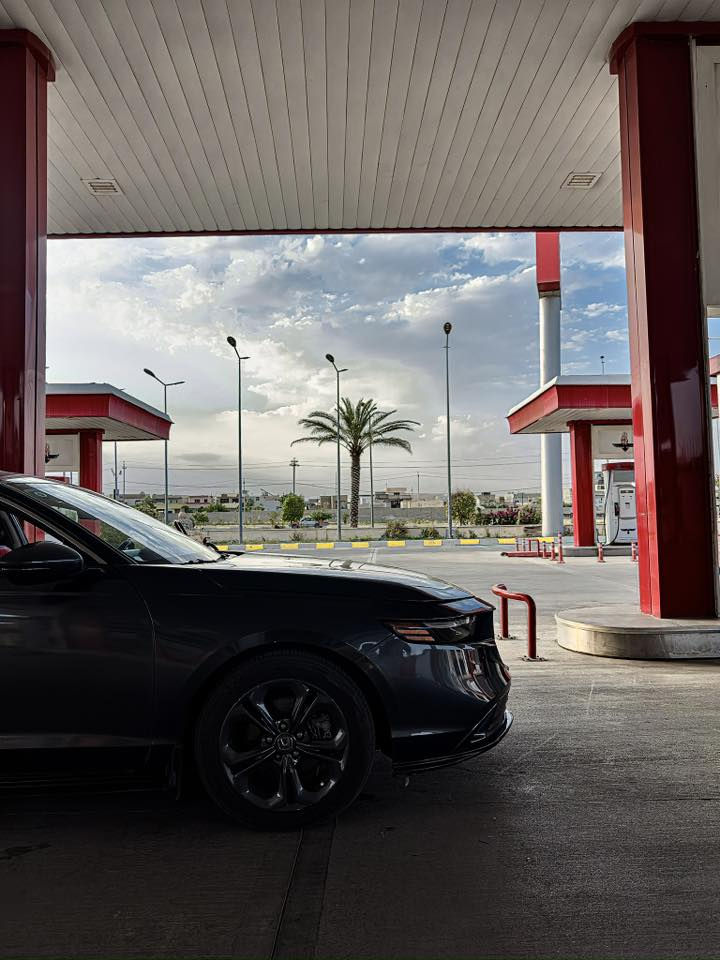 اكورد exl24 ماشيه ١٥ الف وقابل للزياده
ضرر صفحة عكس السائق وضرر بلتكمه شويه 
رقم الشاصي موجود داخل المنشور 
سعر ١٦٦ وبيها مجال 
ابيع حزام بس هيه مو حزام  مكاني فلوجه 
***********
