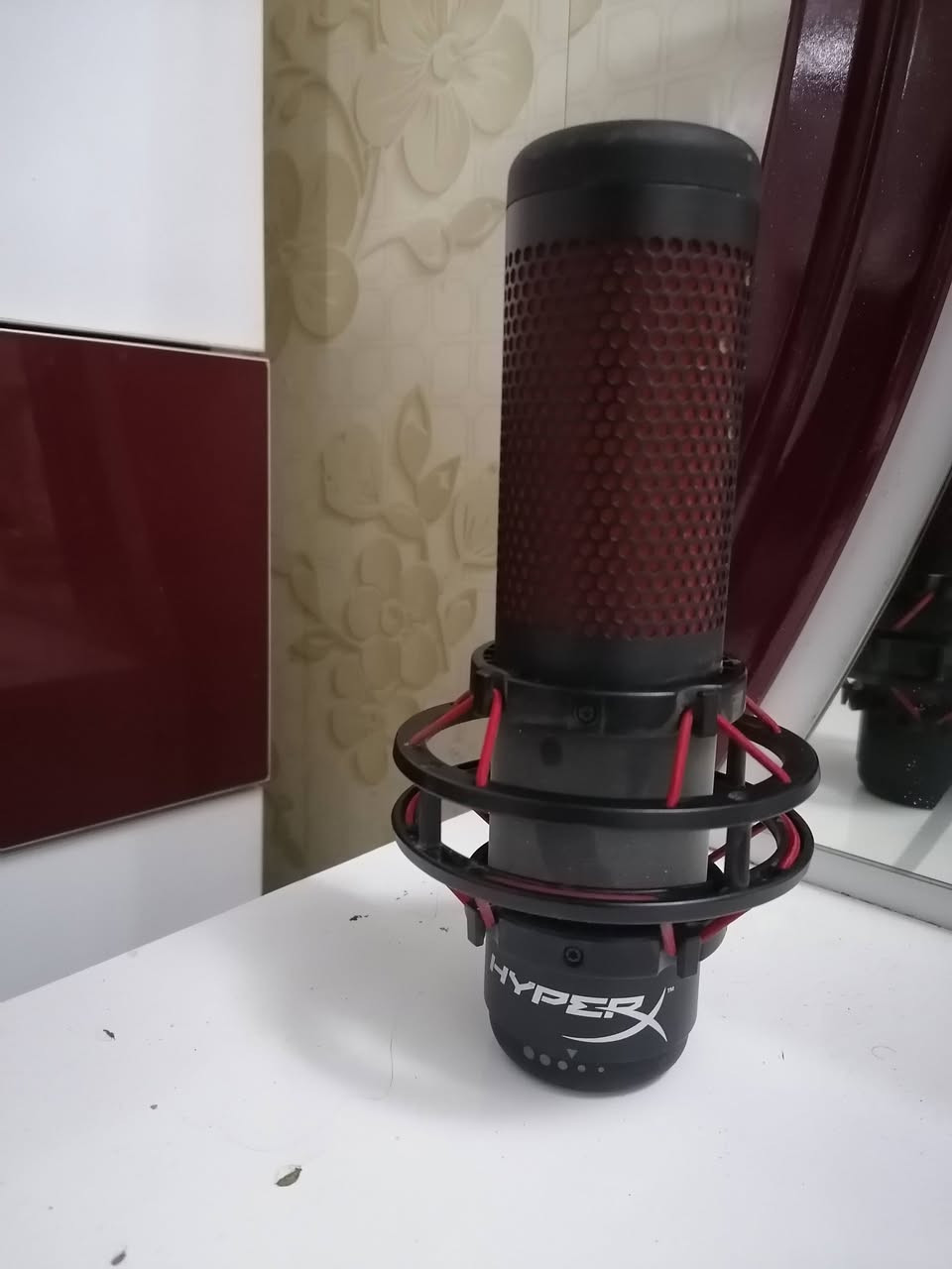 للبيع مايكرفرن الستريمر ولمحبي الالعاب مستعمل ب ٥٠
نظيف 90٪
فقط المايك بدون اي شي 

والمايك الثاني 
نطيف كلش ب 10 الاف 
اثنينهن ابيعهن سوا ب ب٥٠
بصرة ماعندي توصيل


**إذا كنت صاحب هذا الإعلان وتريد حذفه لأي سبب، رجاءا أرسل رسالة إلى الدعم الفني**