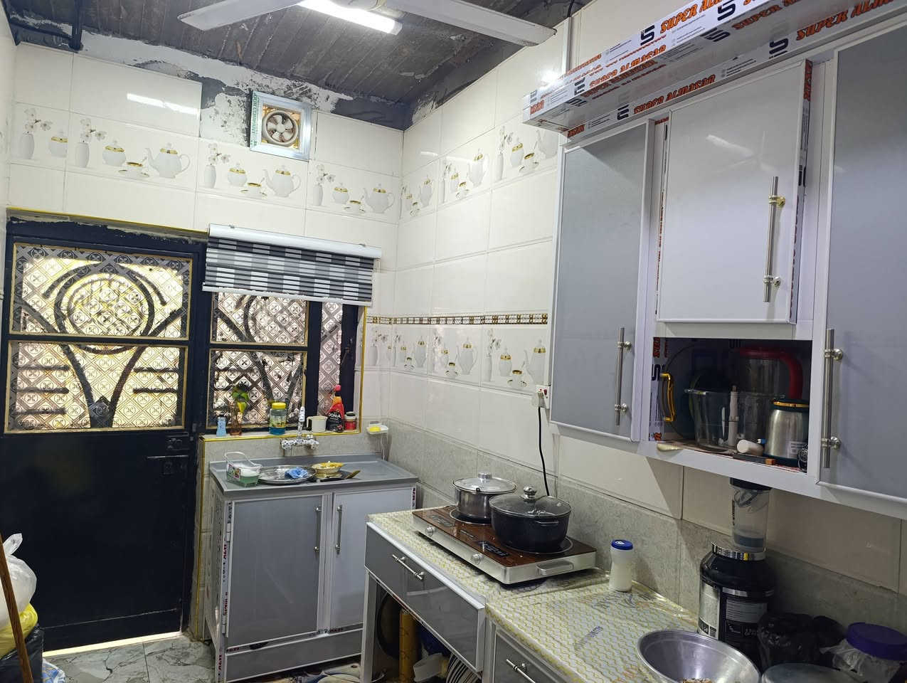 بيت  وقف سني المساحه ١٧٥ ابي الخصيب حمدان المعاريف
مبلغ الايجار السنوي ٦٠٠ الف مدفوع الايجار السنوي لغايه سنه ٢٠٢٧ ومسجل في الوقف 

مبني بلوك 

يحتوي على غرفتين واستقبال مطبخ وصحيات مشتركه في الطابق الاول  وهول كبير 

وغرفه مبنيه ومصبوبه وكليدور  في الطابق الثاني 

صحيات في الطابق الثاني  بناء فقط من غير سقف

السعر ٦٥


**إذا كنت صاحب هذا الإعلان وتريد حذفه لأي سبب، رجاءا أرسل رسالة إلى الدعم الفني**