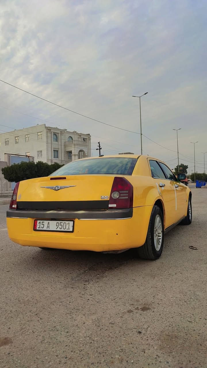 أّوٌبًأّمًأّ‌C300🧡
2010 أصل السياره كفاله عامه ماعده
 شبر بالجاملغ الامامي من جه السدر 
1 _ گير - محرك - اكسن - مكفول
2 _ منضومه تبريد جديده 
3 _ رقم نگليزي أنبار السياره بسمي تحويل ثاني تريد وكاله بكيفك
4 _ غرامه مصفره ماعليها غرامه 
5 _ لايت زنون
6 _  عضمه السياره ونصبه تخبل 
السـعـر 115 للاستفسار تصال على الرقم 
رقم الهاتف: ***********
رقم الهاتف: ***********
