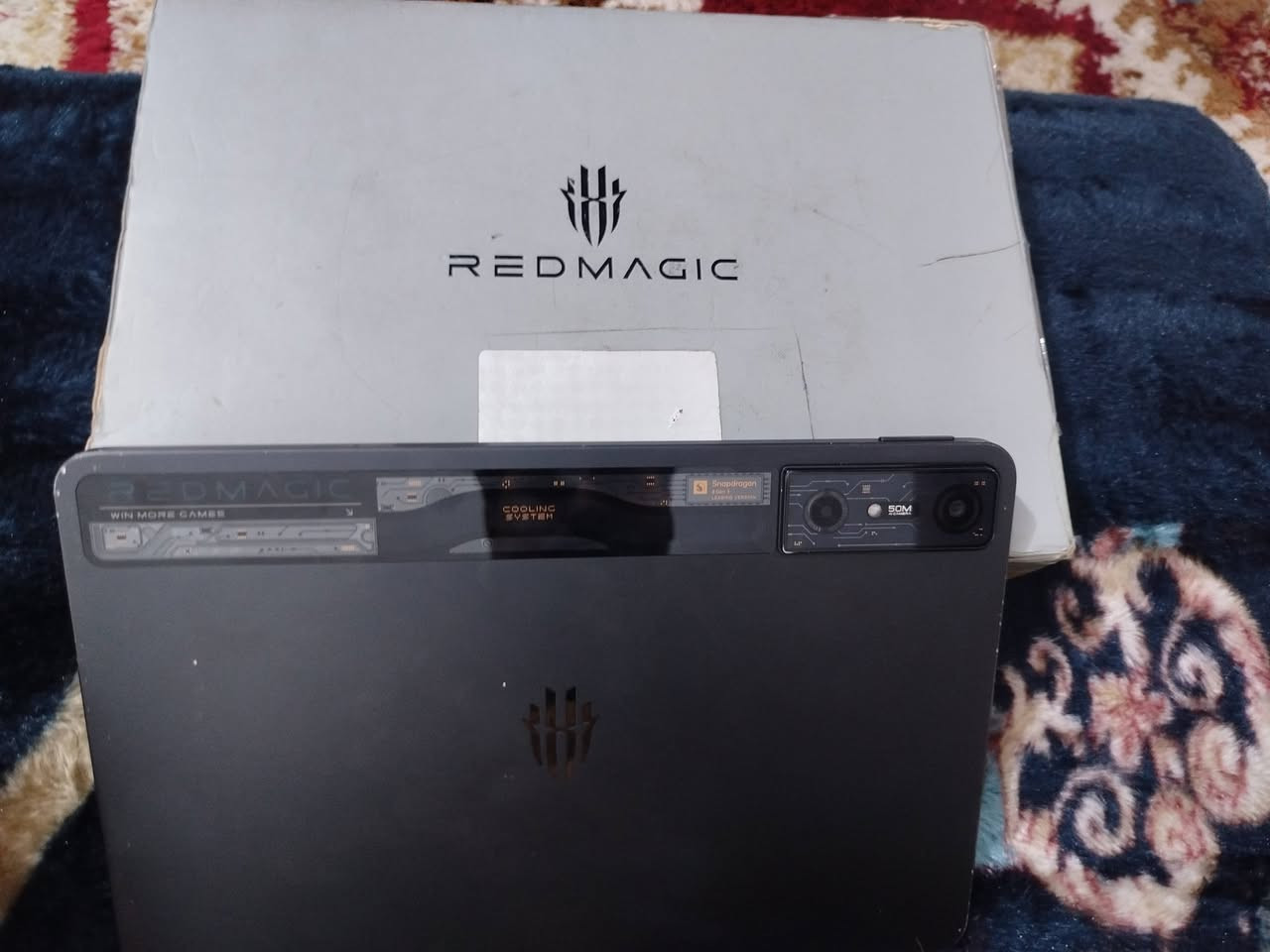 السلام عليكم من رخصة الادمن 
ايباد ريد مجك نوفا 
ذاكرة 256
بعدة بالضمان نضيف استخدام 8 اشهر 
المكان ذي قار ــ ناصرية
الشراي يجي واتساب 
***********
