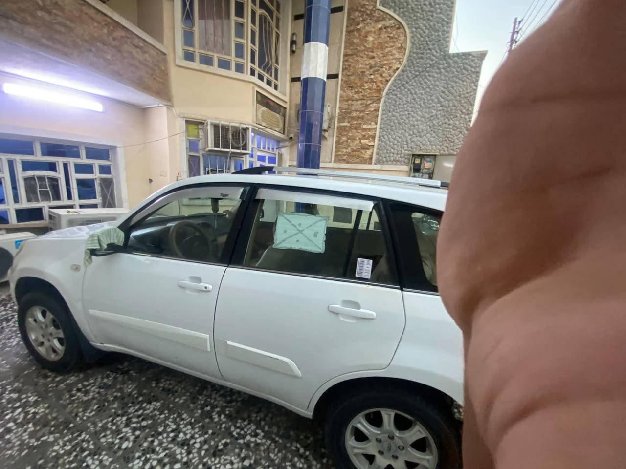 السلام عليكم سيارة تيكو ٢٠١٤ بصمه . تشغيل عن بعد ..شاشه سياره جديده ماشيه ١٠٠ تبريد ثلج سياره مكفوله تحويل ثاني يوم رقمي انكليزلي السعر ٦٥ اوبيه مجال مكانه الغزاليه مكينه ٢٠٠٠ المرغوب رقم ***********
