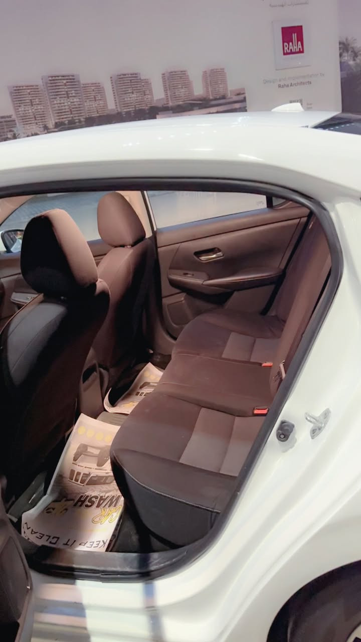 سلام عليكم نيسان سنترا مديل ٢٣ سياره جاهزه من كلشي اي نق مابيهه صدر بلادي مال شركه زوج تاير امامي جديد مكفوه كير مكينه سياره حادث بابتين صفحت اليسار جاملغ ربع من البند ماشي ٤٠ الف موصافات sv الي معروف موصفات السياره بيع او مراوس حسب الرغبه اي ستفسار ***********
سياره بسمي شرط التحويل رقم اربيل سنويه جديده
