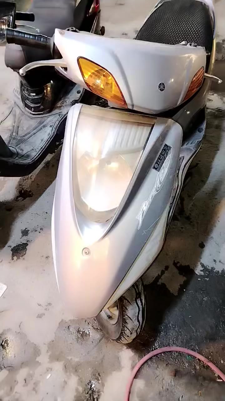 سلام وعليكم بريز نوزل اليوم نزلت من رمبه الله شاهد سعر مليون و 50وبيهه مجال رقم ***********
