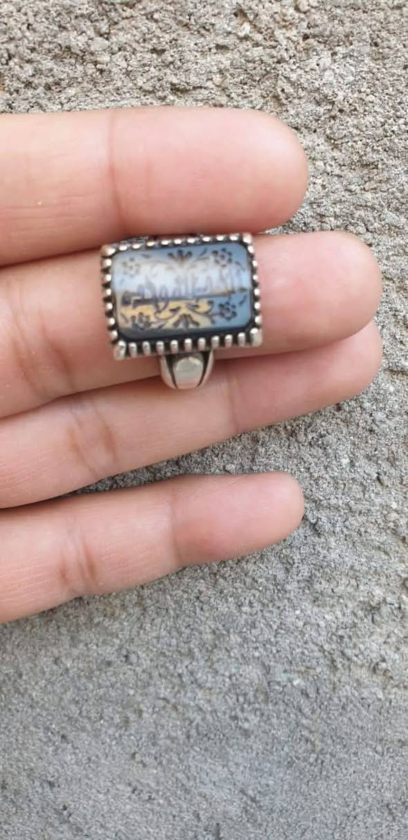 للبيع او مراوس حسب القناعة جزع يماني قديم واصلي احد الشروط خط قديم سيف الامام علي عليه السلام


**إذا كنت صاحب هذا الإعلان وتريد حذفه لأي سبب، رجاءا أرسل رسالة إلى الدعم الفني**