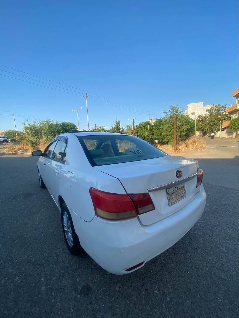 BYD G3 2013 
گير و مه كينه يارس ٢٠٠٧
گير ئوتوماتيك 
سلايت 
به سمه 
ناو زه رد 
كوشن جلد
ته بريد 🥶
بلاجكتور 
ئاوينه كاره با 
سوكان ڤوليوم 
جوار تايه و ويلى لوك 
ماشاءالله سه ياره كه زؤر جوانه 
بانزين هه ر ناخوات 
سه ياره كه سه نه وى جنوبه به شهرتى ئه وه ليات 
مالى كه س نه بيت پاره ى كه سى تيا نه بيت 
ده عموو ليدراوى نييه 
مووس و براوه به شه رت 
ته بريد له سه ر سويج 
خوار هه موو بازار 
سسعرى ٣٠ $ معامه له يه كى كه م 
ژم ***********
ژم ***********
سه ياره كه له سليمانييه 
گؤرينه وه و قيست و قه ر زم نييه السليمانية, العراق
