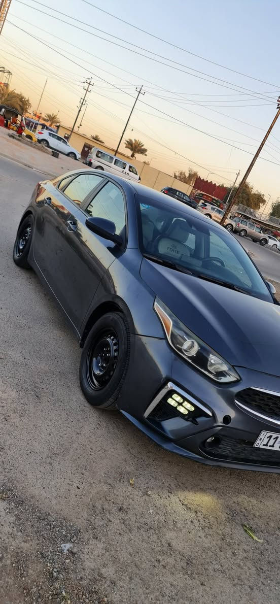 السلام عليكم
فورتي 2021 بغداد بسمي

محرك 2000 دوش  

الحادث بنيد فقط وبارد

ماشيه 52 جديده السعر 129

السيارة مابيها اي نقص

📍عنوان / بغداد الكرخ 

موبايل / ***********

⚠️⚠️غير موجود على الفيس
