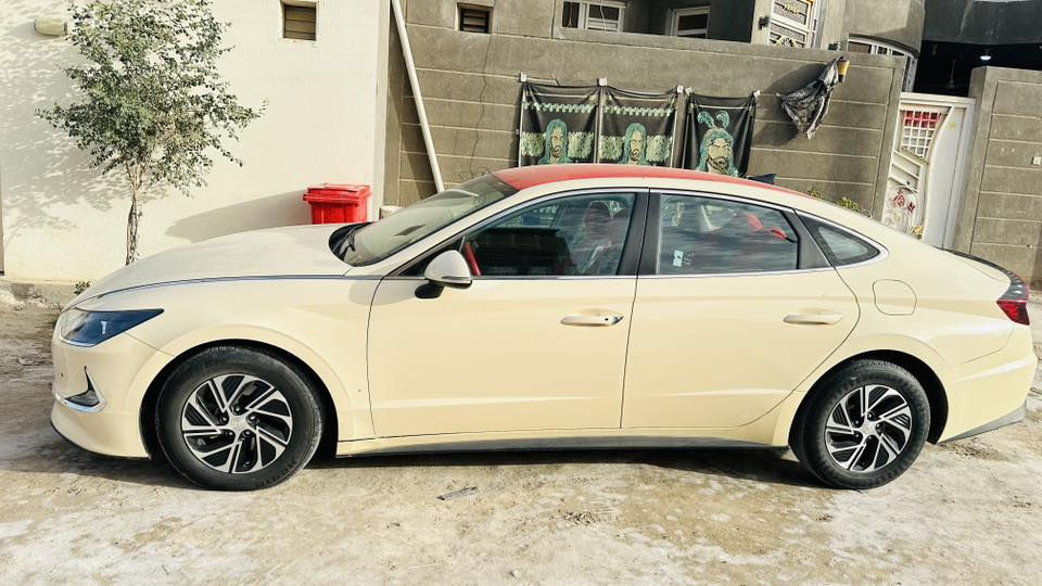 سوناتا هايبرد للبيع موديل 23 اصل جاهزة نظيفة كلش رايدها ب 135 
رقمي ***********
