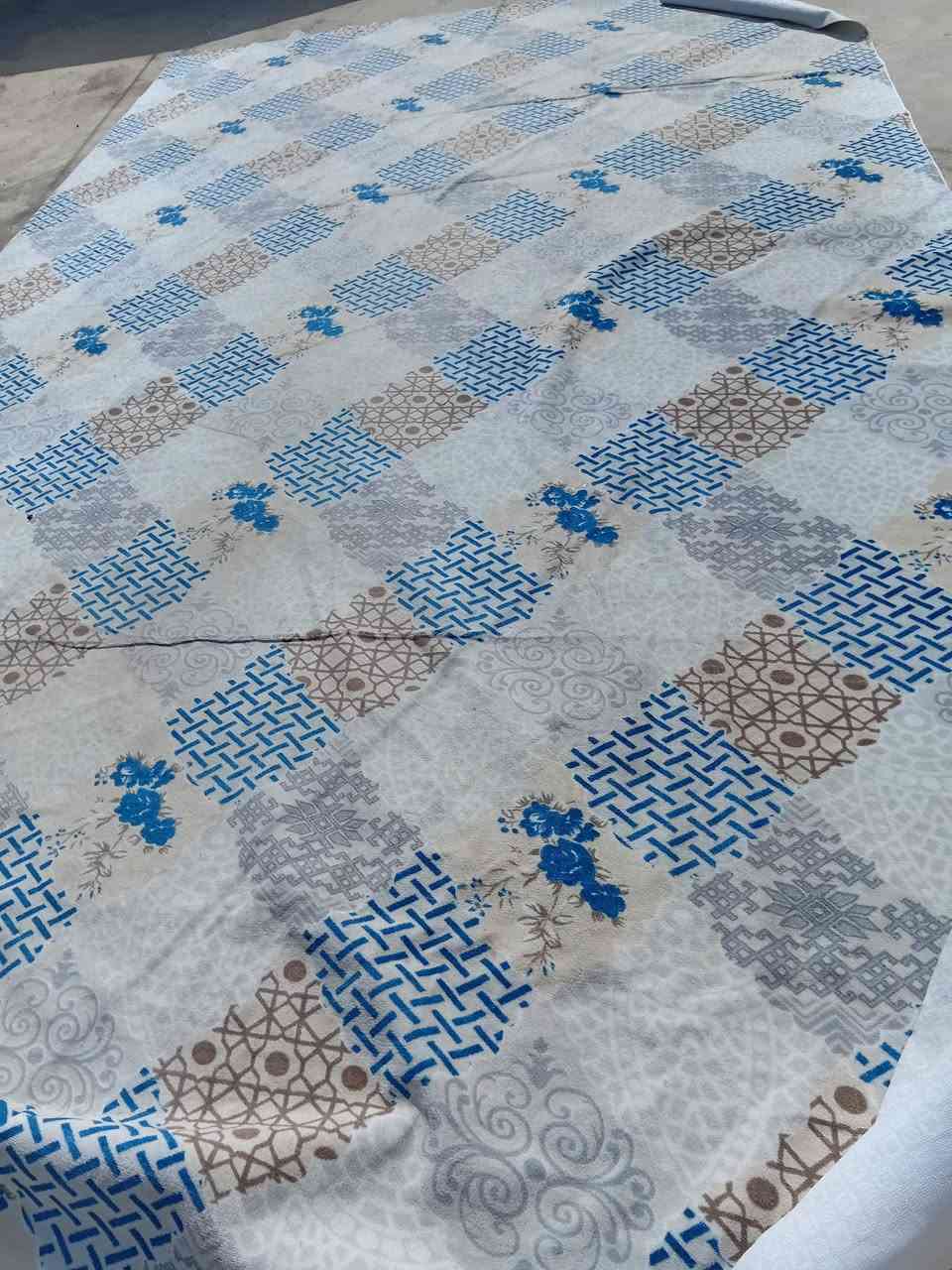 للبيع كاربت تركي قياس 5 في 4 سعر 55 بي مجال


**إذا كنت صاحب هذا الإعلان وتريد حذفه لأي سبب، رجاءا أرسل رسالة إلى الدعم الفني**