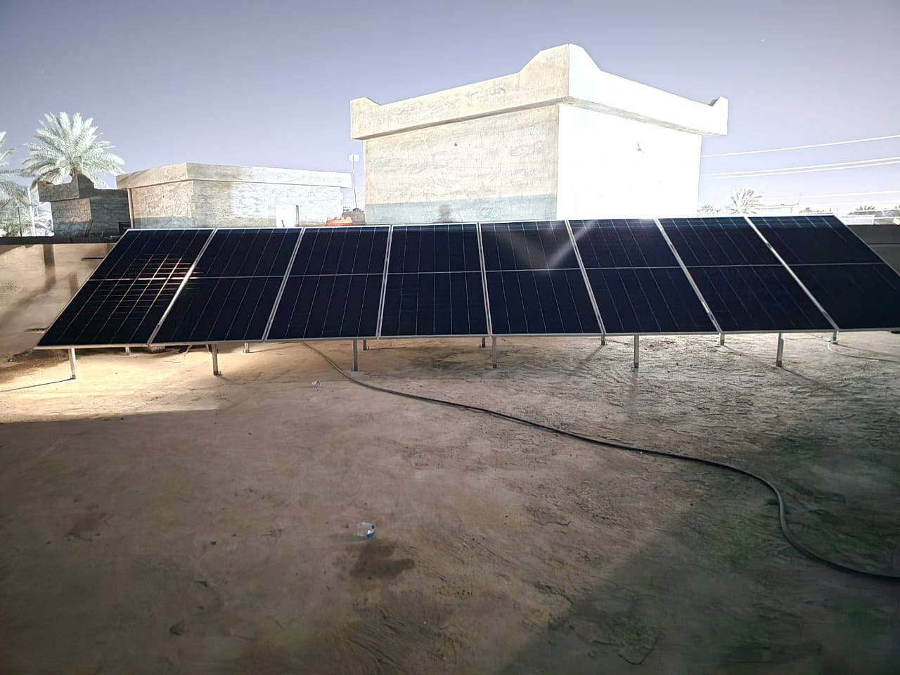 نحو مستقبلٍ مُشرق.. الفلوجة تختار "قوة الشمس" ☀️
نبارك للأستاذ محمد العيساوي انضمامه إلى عائلة الطاقة المستدامة. بفضل الله، أنجز فريقنا الهندسي في شركة "قوة الشمس" صرحاً جديداً من الكفاءة، بتجهيز ونصب منظومة طاقة شمسية متكاملة في قضاء الفلوجة، لضمان استقرار التيار الكهربائي بأعلى المعايير.
⚡ الأداء الفني للمنظومة:
• نهاراً: استثمار كامل لأشعة الشمس بقدرة 16 أمبير.
• ليلاً: استمرارية تامة بنفس القدرة 16 أمبير عبر أنظمة خزن ذكية.
🛡️ لأننا نؤمن بالجودة.. ضماناتنا حقيقية:
• 📜 الألواح الشمسية: أداء مضمون يمتد لـ 15 عاماً.
• 🔋 البطاريات: ضمان استبدال وأداء لمدة 5 سنوات.
• ⚙️ الإنفرتر: ضمان تشغيلي لمدة سنتين.
💰 حلول مالية مرنة:
لا تجعل التكلفة عائقاً أمام راحتك! نوفر لك:
1. العرض النقدي: بأسعار هي الأفضل في السوق العراقي.
2. عروض الأقساط: امتلك منظومتك الآن وسدد بدفعات مريحة وسهلة.

#طاقة_شمسية  #قضاء_الفلوجة  #الأنبار #طاقة_متجددة  #العراق  #استدامة   #قوة_الشمس  
📞 تواصل معنا الآن:
احجز استشارتك المجانية وانضم إلى عالم الطاقة النظيفة.
مهندس باسم الحسن 
‏‭٠٧٨٢ ٤٩٥ ٢٤٨١‬
‏‭ ٠٧٧٦ ١٩٧ ٠٧٨٣‬
———————————
فرع الحجاج 
استاذ دخيل 
‏‭٠٧٨٠ ٨٩٧ ١٦٣٢‬
———————————
فرع البوعجيل
مهندس عبدالله العجيلي
‏‭٠٧٧٣ ٧٧٠ ٧٢٠٢‬
———————————-
فرع العلم 
استاذ احمد بشار 
‏‭٠٧٧١ ٧٦٦ ٢٤١٤‬
———————————-
فرع الضلوعية
استاذ ازور سعد النظيف 
‏‭٠٧٨٢ ٩٤٦ ١٢٢٤‬
‏‭٠٧٧١ ١٠١ ٩٨٦٣‬
———————————-
فرع يثرب 
استاذ بهاء الحساني 
‏‭ ‭٠٧٨٢ ٤٩٦ ١٨٠٣‬
———————————
فرع الفلوجة
استاذ سعدون العيفان
‏‭٠٧٨٣ ٠٩٨ ٨٨٨٩‬
‏‭٠٧٥١ ١٩٨ ٨٨٨٩
