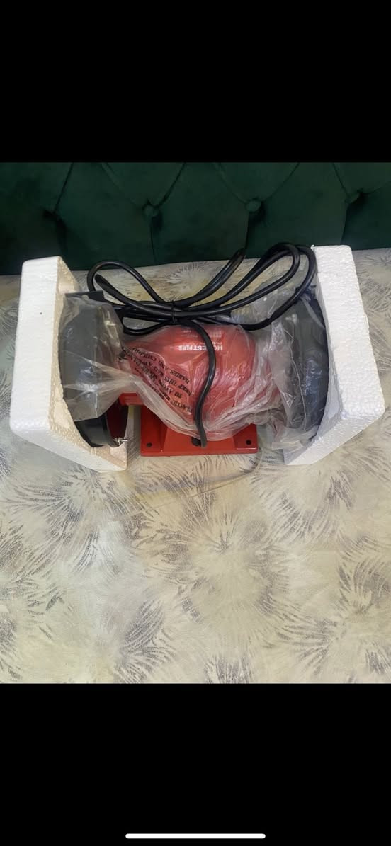 السلام عليكم عندي كوسره جديده لبيع السعر 50 الف وبيها مجال الاستفسار ***********
