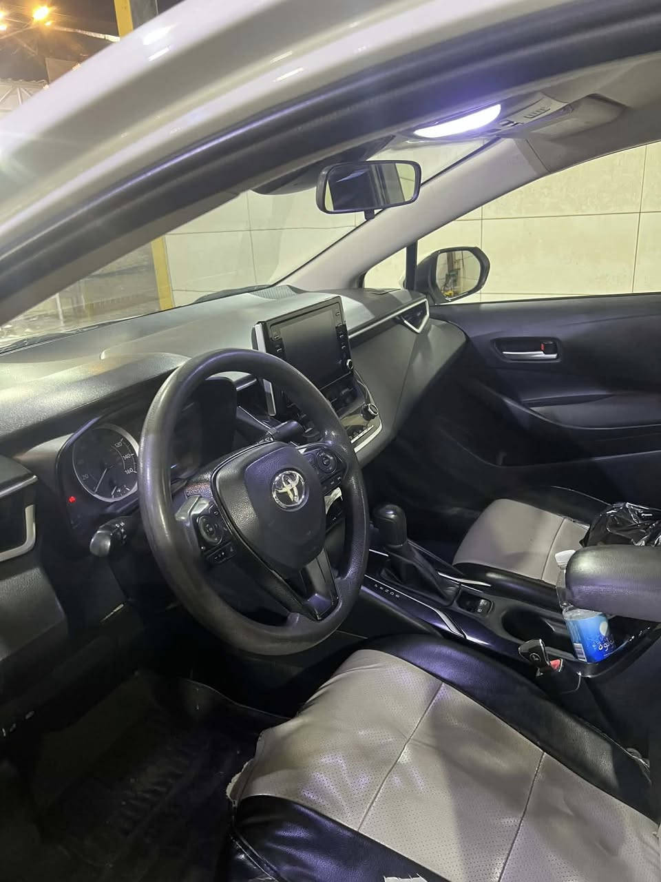 كورلا موديل 2020مكان السياره واسط السعر 140 وباقي التفاصيل بالفيديو وهذا رقمي***********
