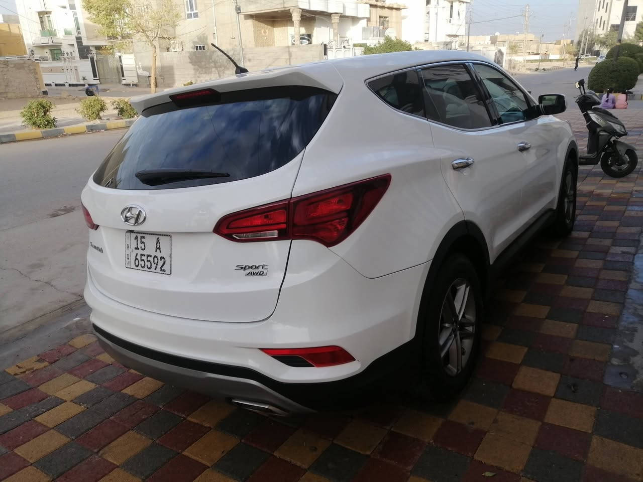 سلام عليكم للبيع سياره سنتافي 2018
وارد أمريكي كلين كفاله عامه 
ماشيه 90 حقيقي 
اربعه سلندر خمسه راكب 
كير محرك ابلادي برغي مامفتوح
السياره كله على وضع الشركة 
رقم انبار دولي تحويل ثاني يوم 
السعر 160 اوبيه مجال 
العنوان الانبار الرمادي 
الرقم  ***********
