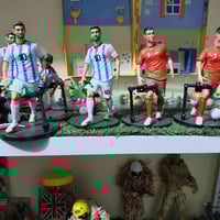 ميسي • رونالدو • حجم 20